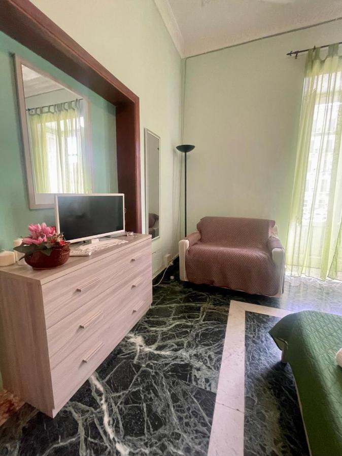 Maya'S Apartment Close To Ballaro Market And Central Station Palermo Buitenkant foto