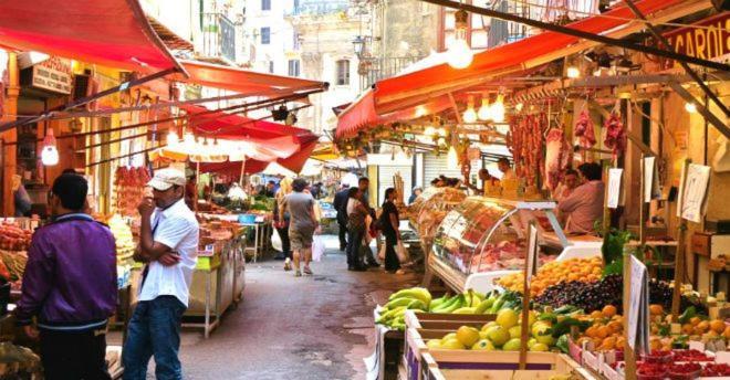 Maya'S Apartment Close To Ballaro Market And Central Station Palermo Buitenkant foto